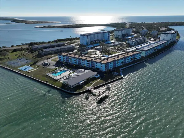 5 GATESHEAD DR #107, Dunedin, FL 34698