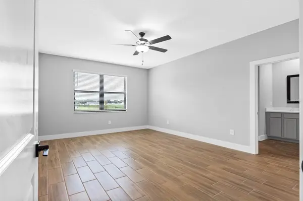 13521 WALDEN SHEFFIELD RD, Dover, FL 33527