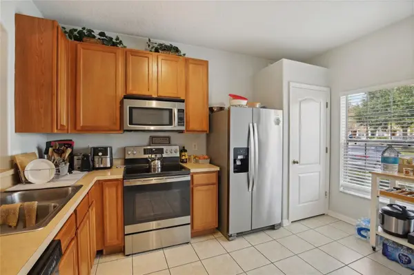30352 ELDERWOOD DR, Wesley Chapel, FL 33543