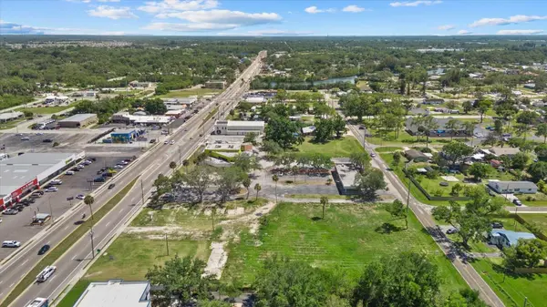 610 N US HIGHWAY 41, Ruskin, FL 33570