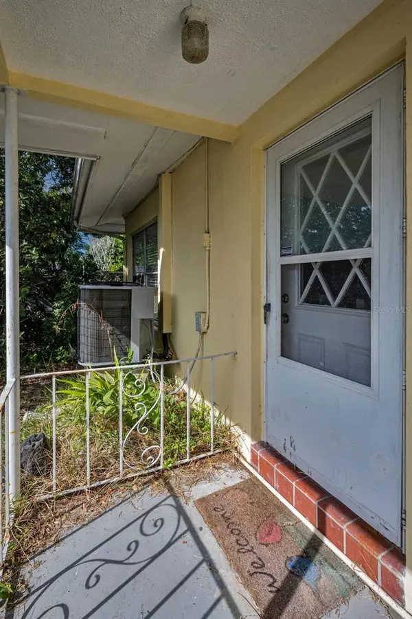 2476 CORONADO WAY, Dunedin, FL 34698