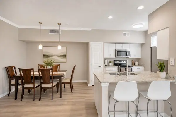9834 LAKE CHASE ISLAND WAY #9834, Tampa, FL 33626