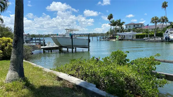 321 12TH AVE, Indian Rocks Beach, FL 33785