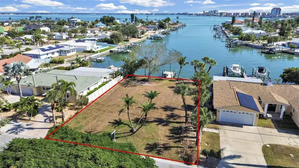 4031 POINSETTIA DR, St Pete Beach, FL 33706