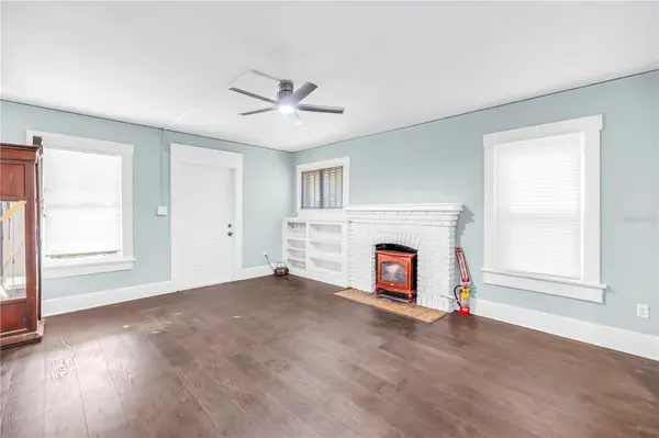1012 GRANVILLE CT N, St Petersburg, FL 33701