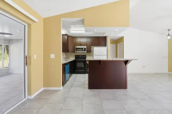 9391 W MARQUETTE LN, Crystal River, FL 34428