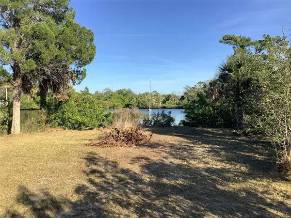 14144 PINE ST, Hudson, FL 34667