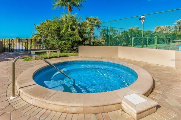 1230 GULF BLVD #1402, Clearwater Beach, FL 33767