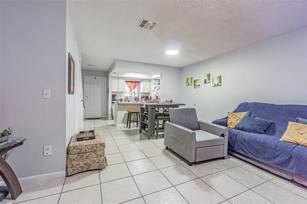 4010 OAK LIMB CT, Tampa, FL 33614