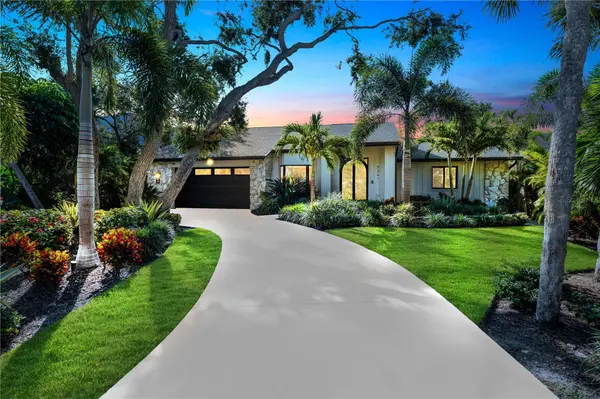 5361 SIESTA CT, Sarasota, FL 34242