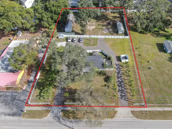 105 S SAINT CLOUD AVE, Valrico, FL 33594