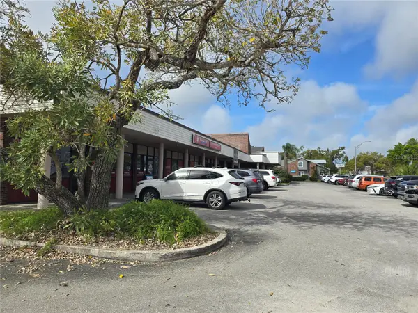 2601 MANATEE AVE W, Bradenton, FL 34205