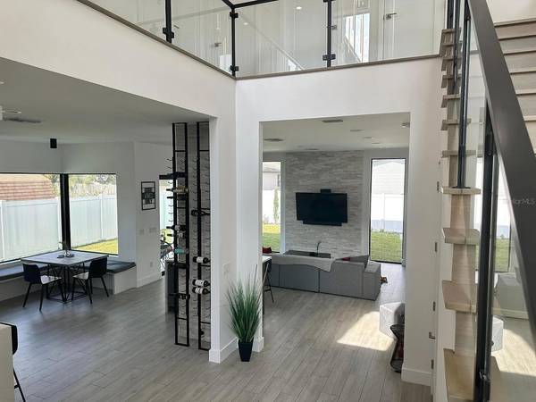 4217 W ARCH ST, Tampa, FL 33607