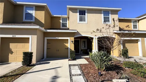 7037 WOODCHASE GLEN DR, Riverview, FL 33578