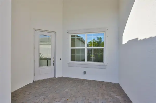 4906 AVILA LAKES DR, Wimauma, FL 33598
