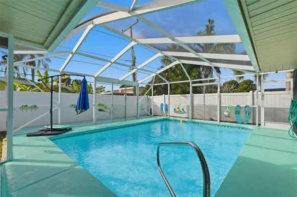 3944 49TH AVE S, St Petersburg, FL 33711