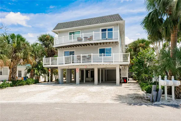 115 CANAL AVE #3, Indian Rocks Beach, FL 33785