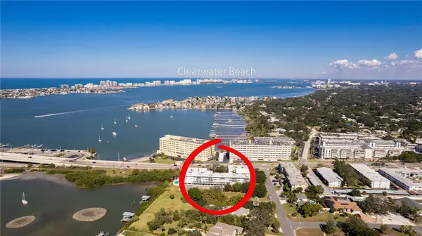 50 HARBOR VIEW LN #11, Belleair Bluffs, FL 33770