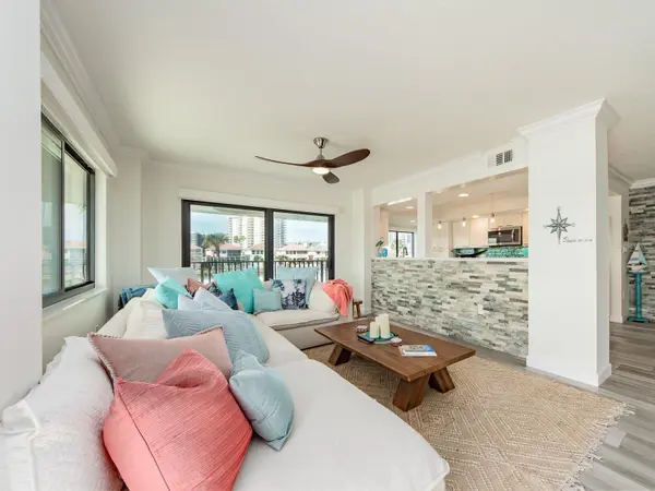 240 SAND KEY ESTATES DR #216, Clearwater Beach, FL 33767
