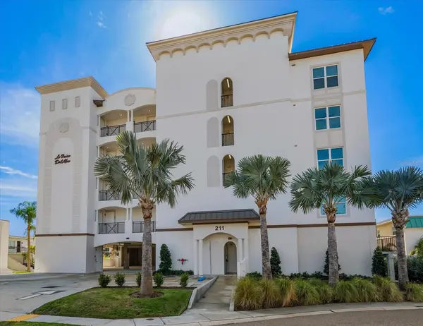 211 DOLPHIN PT #301, Clearwater, FL 33767