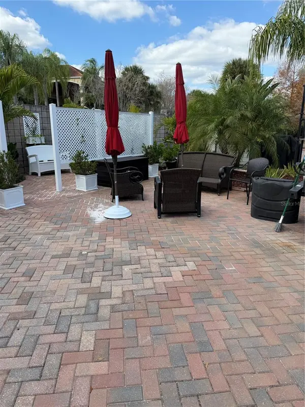 6731 AMANDA VISTA CIR, Land O Lakes, FL 34637