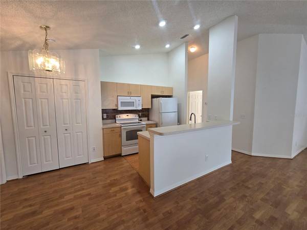 1926 29TH AVE N, St Petersburg, FL 33713