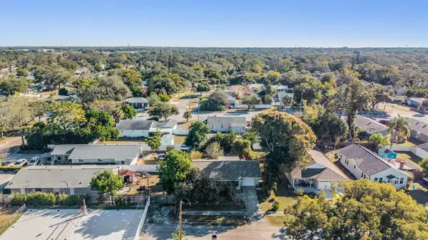 2025 PLAZA DOLORES, Clearwater, FL 33755