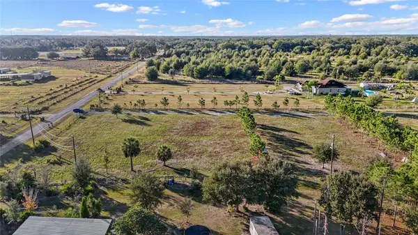 18121 BETHLEHEM RD, Lithia, FL 33547