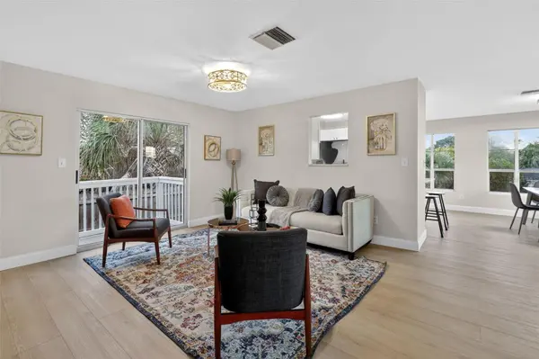 522 E MORGAN ST, Tarpon Springs, FL 34689