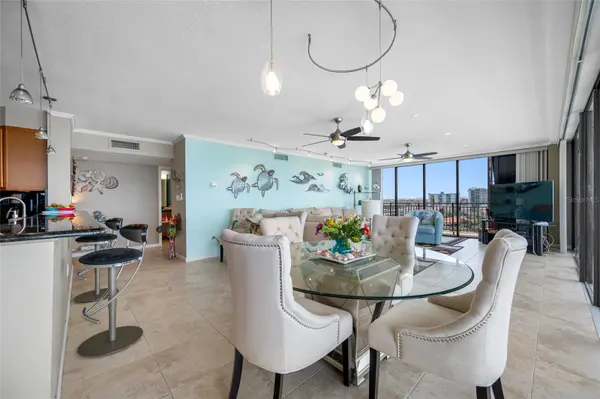 7600 BAYSHORE DR #703A, Treasure Island, FL 33706