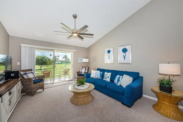 6077 BAHIA DEL MAR BLVD #221, St Petersburg, FL 33715