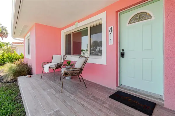 411 87TH AVE, St Pete Beach, FL 33706