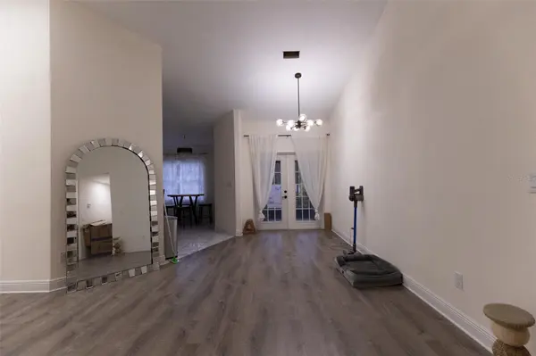 4610 N COUNTRY HILLS CT, Plant City, FL 33566