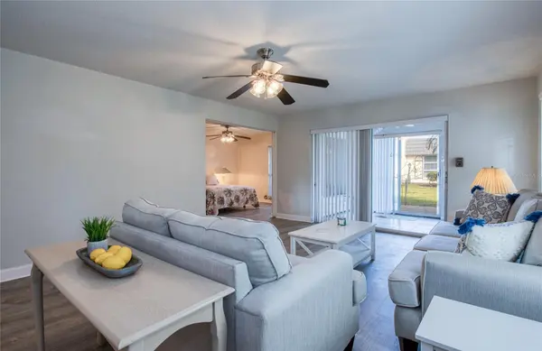 2206 CORDOVA GN, Seminole, FL 33777