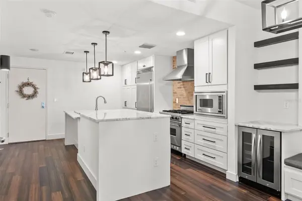 1208 E KENNEDY BLVD #618, Tampa, FL 33602