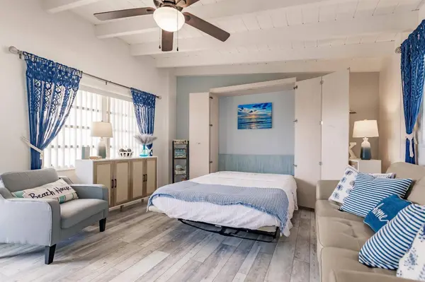 6006 MIDNIGHT PASS RD #10, Sarasota, FL 34242