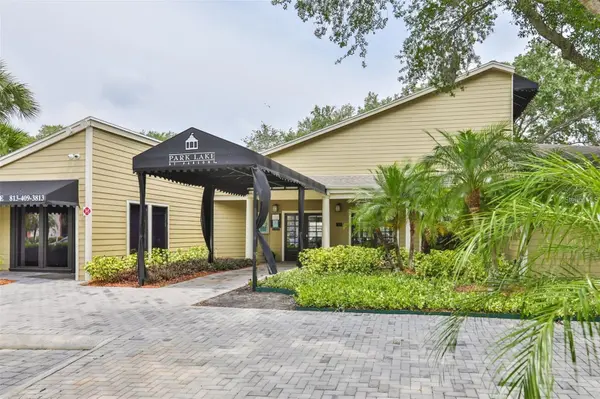 215 LAKE BROOK CIR #204, Brandon, FL 33511