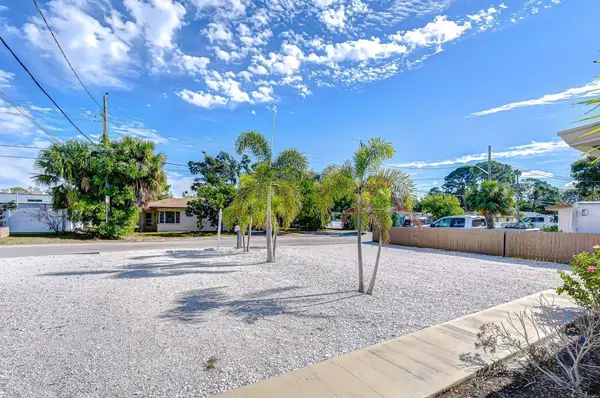 4444 17TH ST W #B, Bradenton, FL 34207