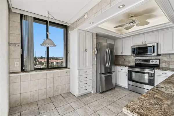 6104 PALMA DEL MAR BLVD S #402, St Petersburg, FL 33715