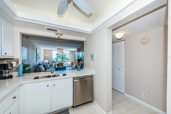 6219 PALMA BLVD S #305, St Petersburg, FL 33715