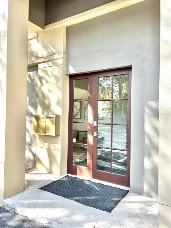 1550 W CLEVELAND ST #11, Tampa, FL 33606