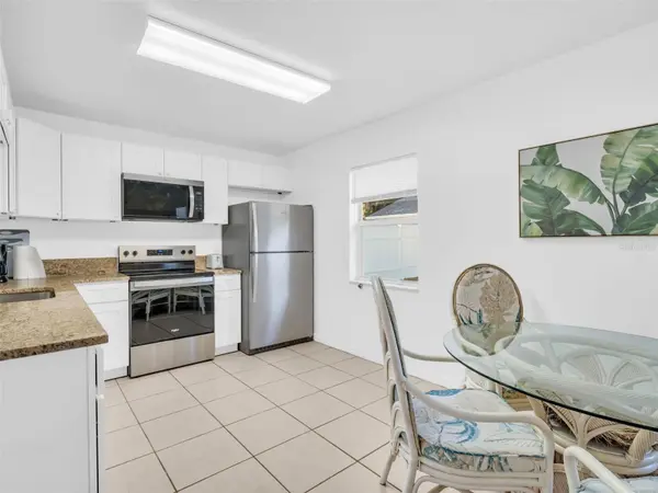 103 E PARK ST, Tarpon Springs, FL 34689