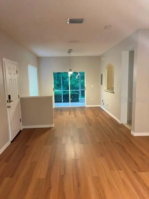 18157 PARADISE POINT DR, Tampa, FL 33647