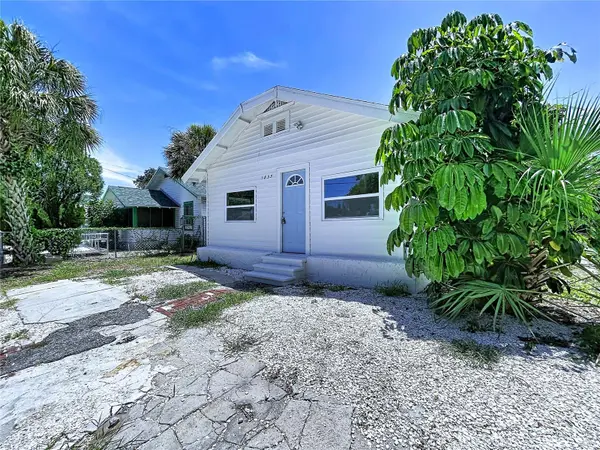 1835 24TH ST S, St Petersburg, FL 33712