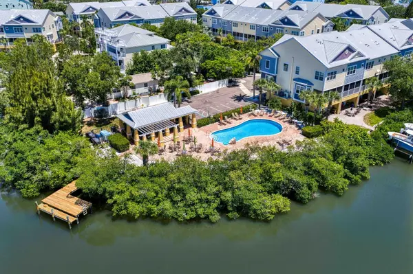 105 HAVEN BEACH DR, Indian Rocks Beach, FL 33785
