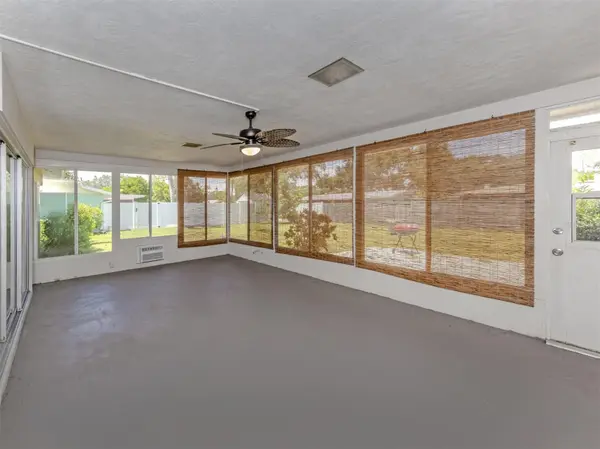 2161 INNER CASS CIR, Sarasota, FL 34231