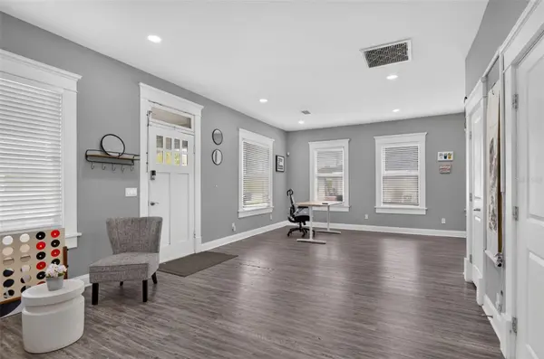 4014 N MARGUERITE ST, Tampa, FL 33603