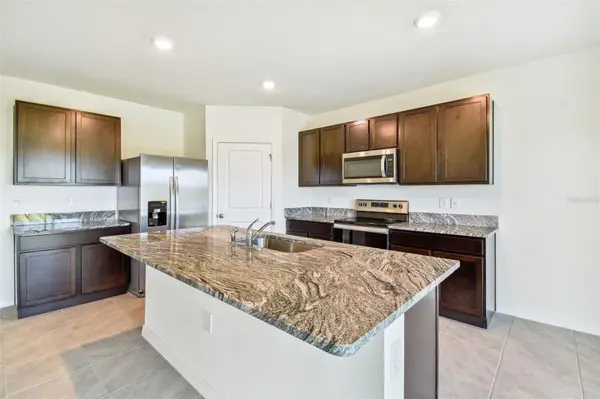 2774 COMMON FIG RUN, Wesley Chapel, FL 33543