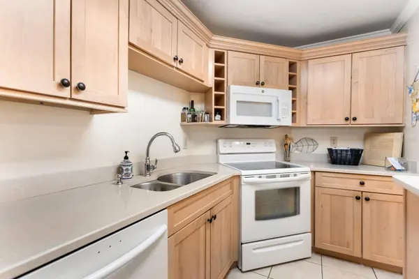 1515 PINELLAS BAYWAY #C31, Tierra Verde, FL 33715