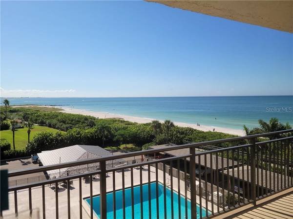 7650 BAYSHORE DR #401, Treasure Island, FL 33706